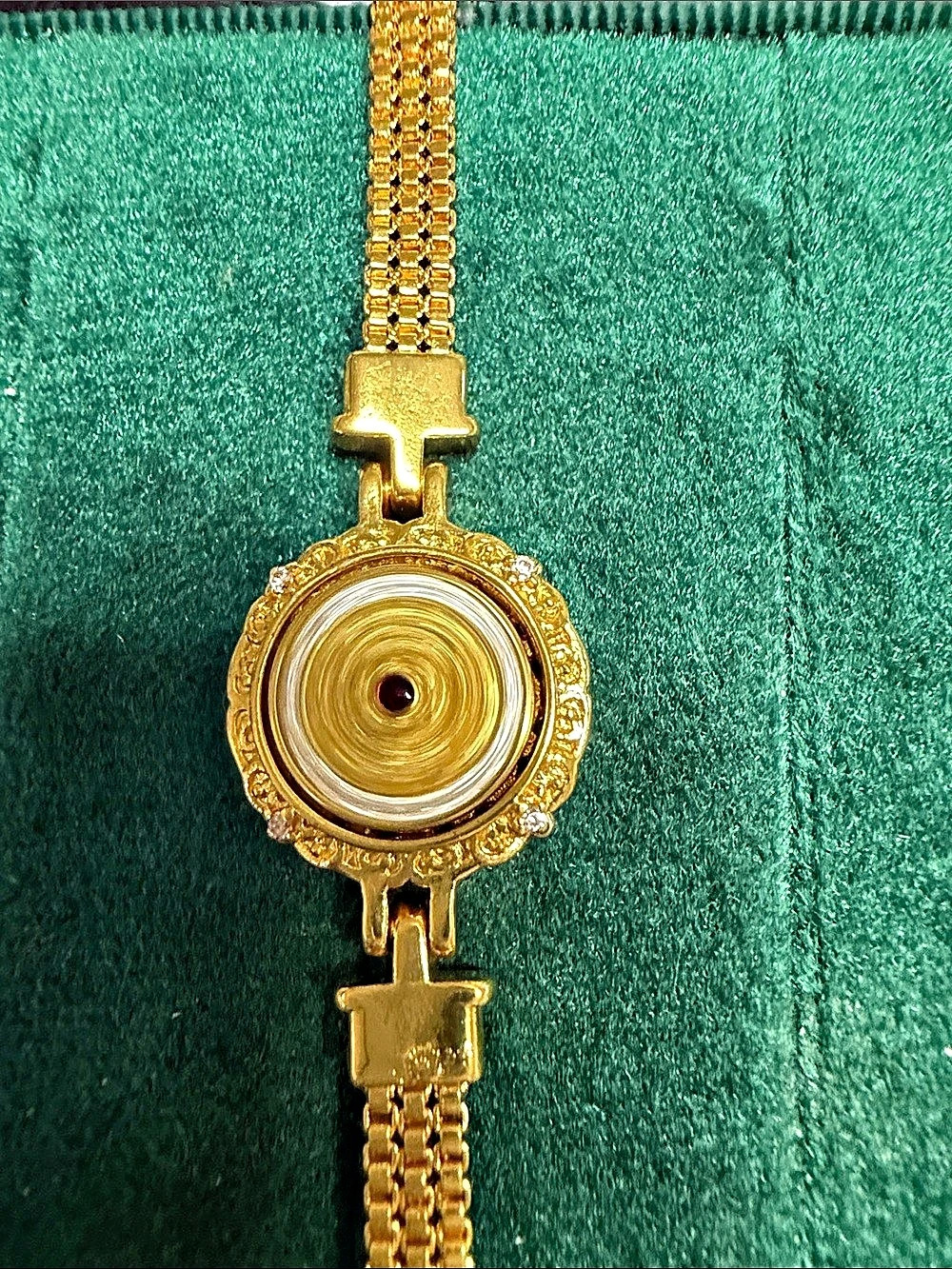 Gold-Tone Ornate bracelet like Watch style spinning bracelet  New